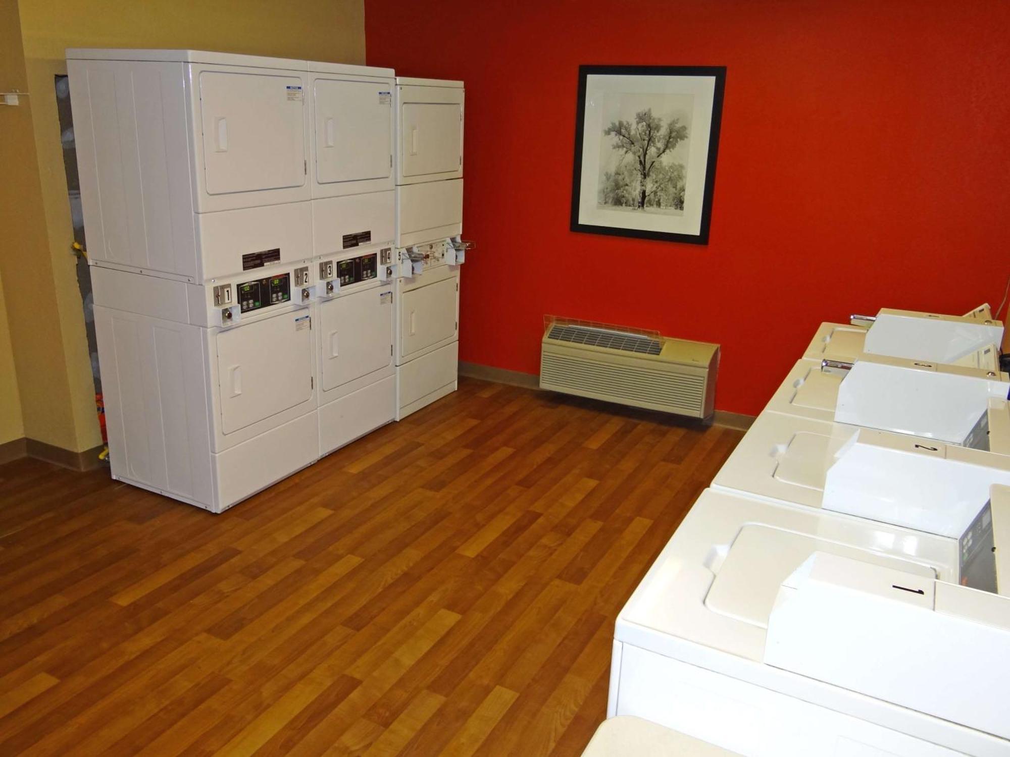 Extended Stay America Suites - Raleigh - Midtown Экстерьер фото