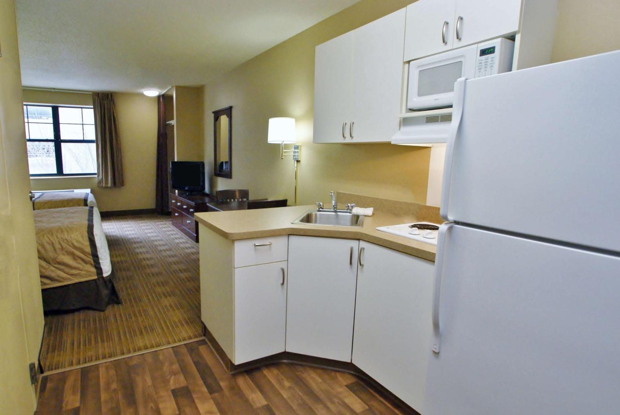 Extended Stay America Suites - Raleigh - Midtown Экстерьер фото